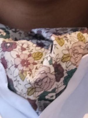 Cravate ascot garçon Liberty fleuri rose-vert